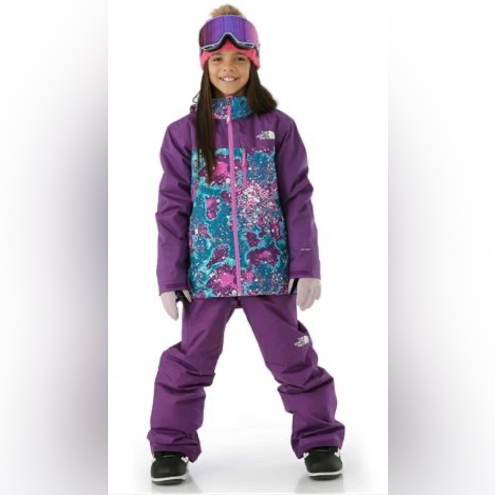 SET!! The North Face Youth Snowquest Plus Insulated Jacket + Bibs